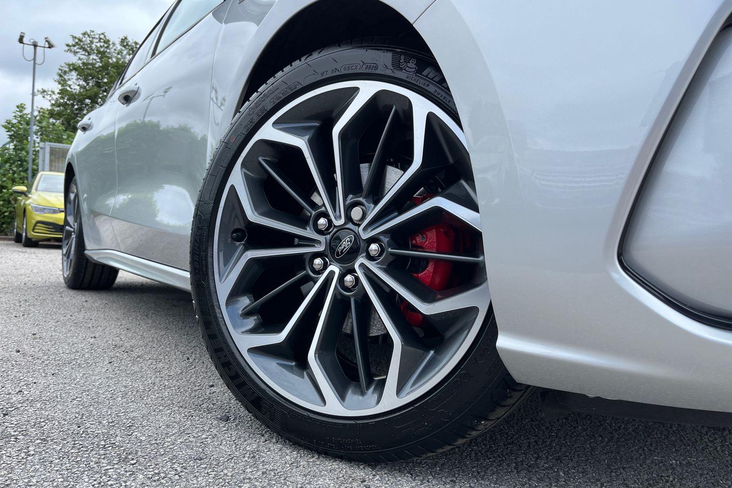 Ford Focus Photo 7
