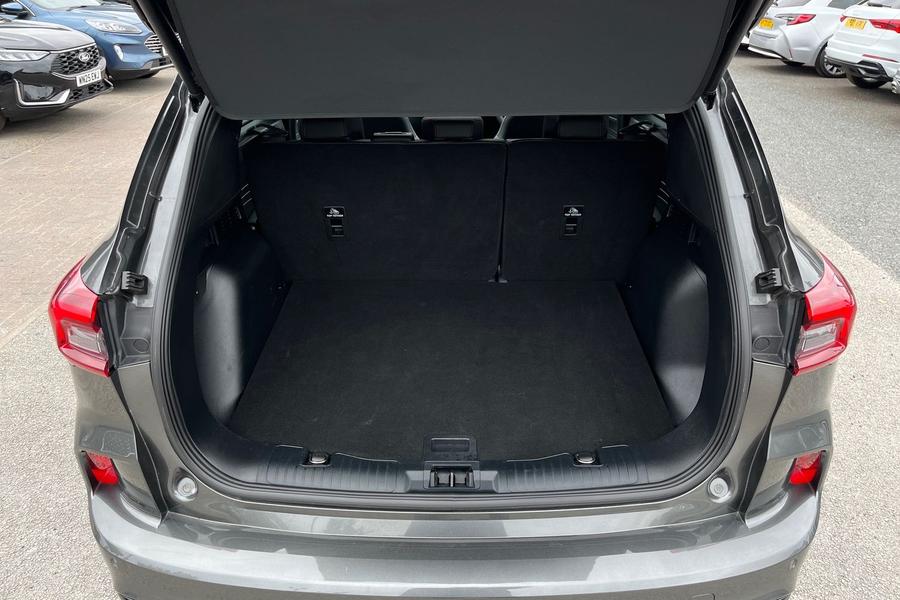 Ford Kuga Photo autoimg-4616b75e2504b8156db92538b2554da528a5b688.jpg