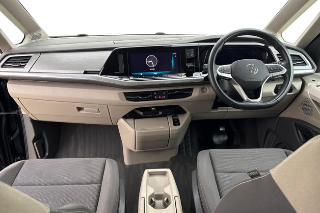 VOLKSWAGEN Multivan Photo 10