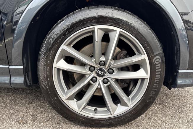Audi Q3 Photo 5