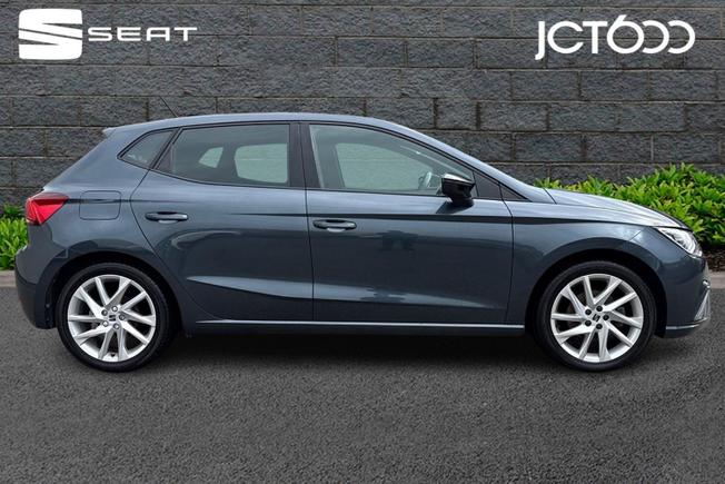 SEAT Ibiza Photo 4