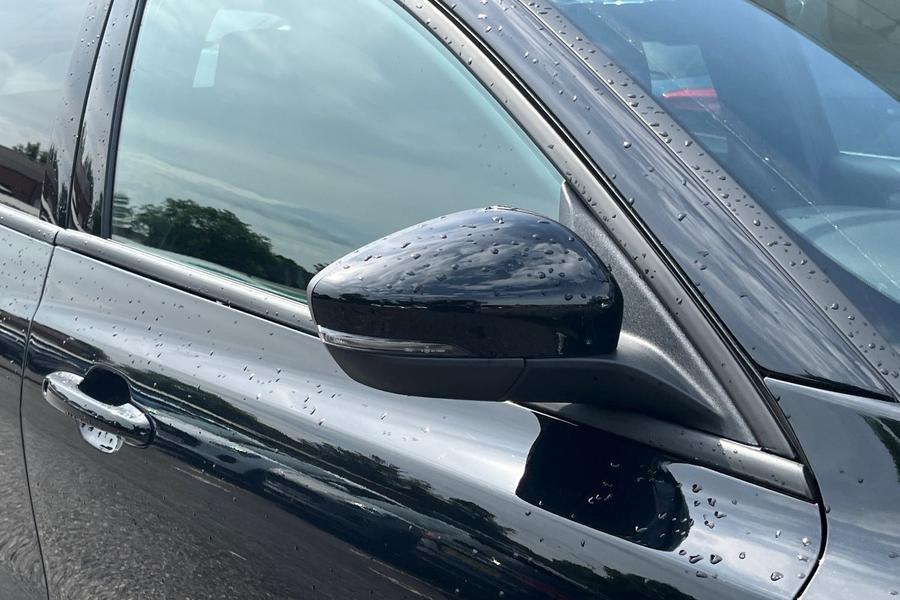 Ford Focus Photo autoimg-46201842a2a04f65c3e6d9db3fa6c1b4912563c3.jpg