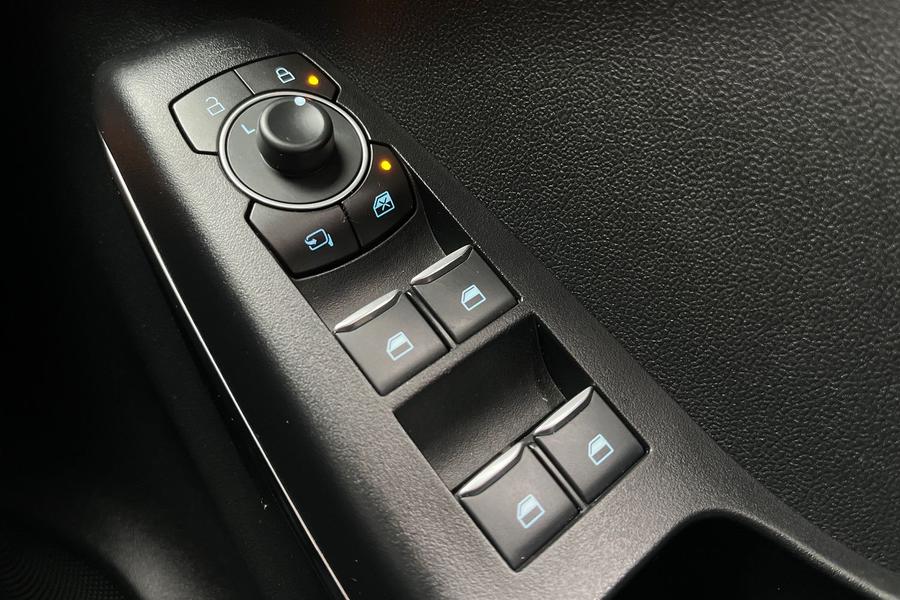 Ford PUMA Photo autoimg-462461ab3e5cb966fc784626bb4e1e96fbf72859.jpg