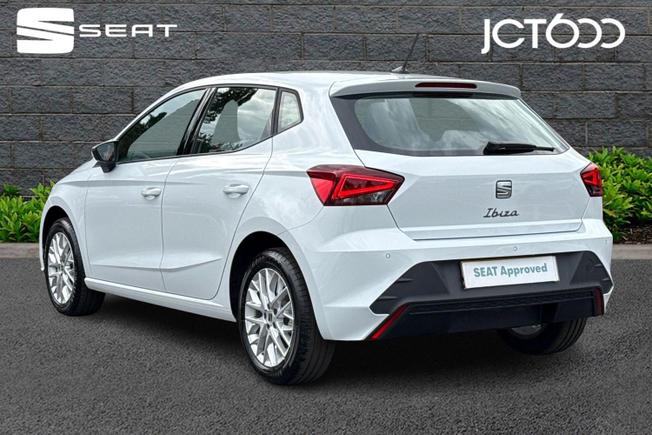 SEAT Ibiza Photo 3