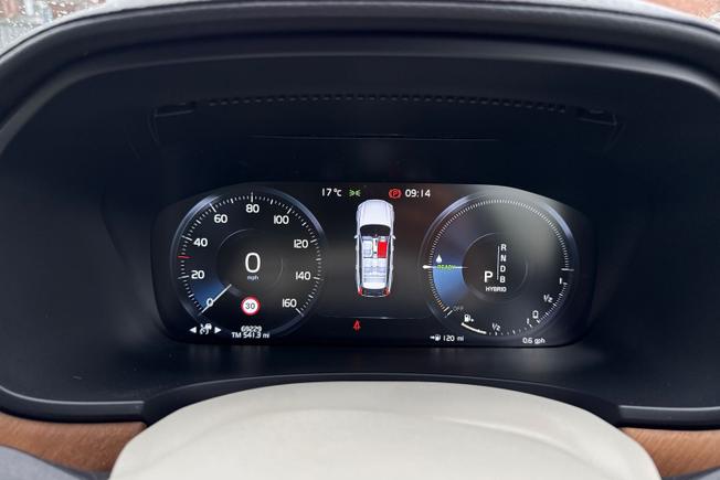 VOLVO V90 Photo 15