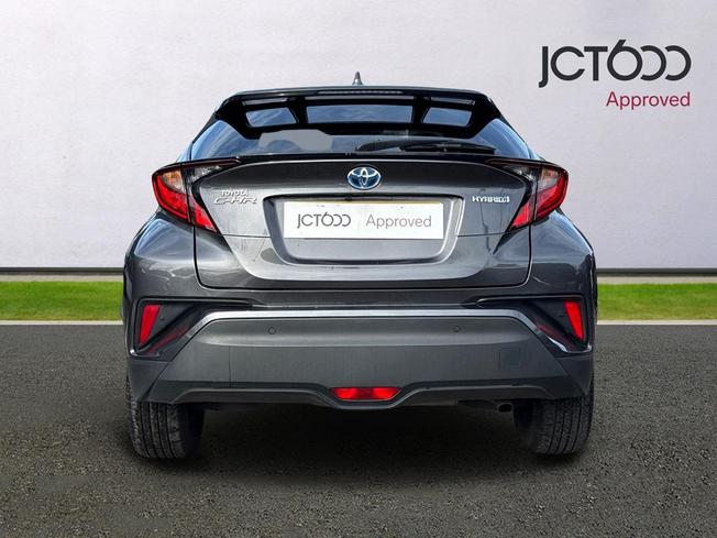 TOYOTA C-Hr Photo 7