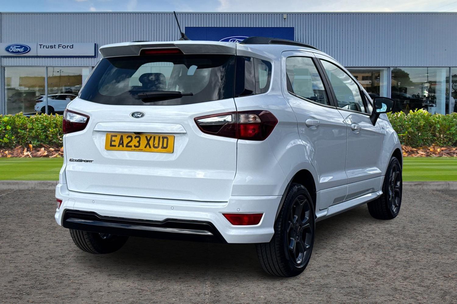 Ford EcoSport Photo 3