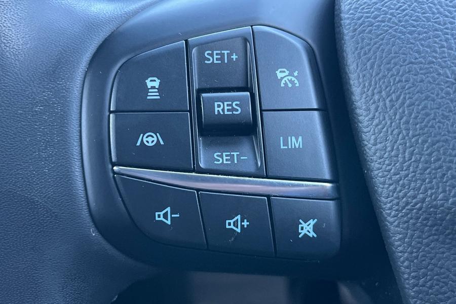 Ford FOCUS Photo autoimg-462f8bef2b16d6e3d787c3f921f30241b5997451.jpg