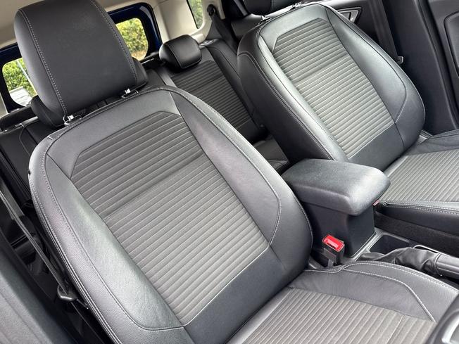 FORD Ecosport Photo 27