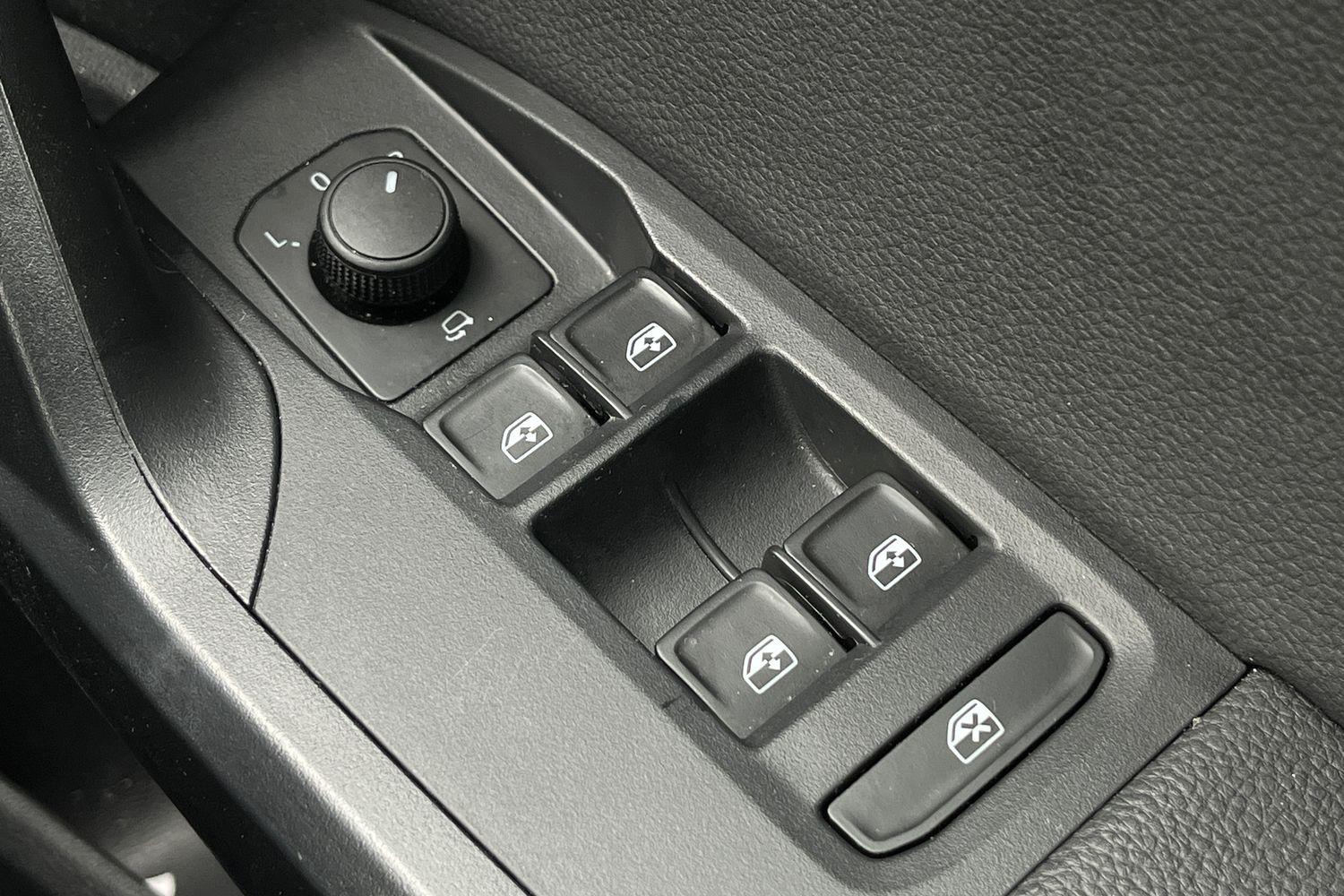 SEAT Ibiza Photo 15