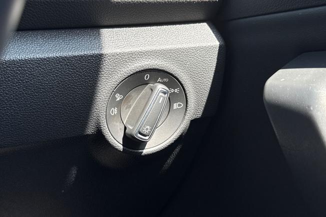 VOLKSWAGEN T-Roc Photo 43