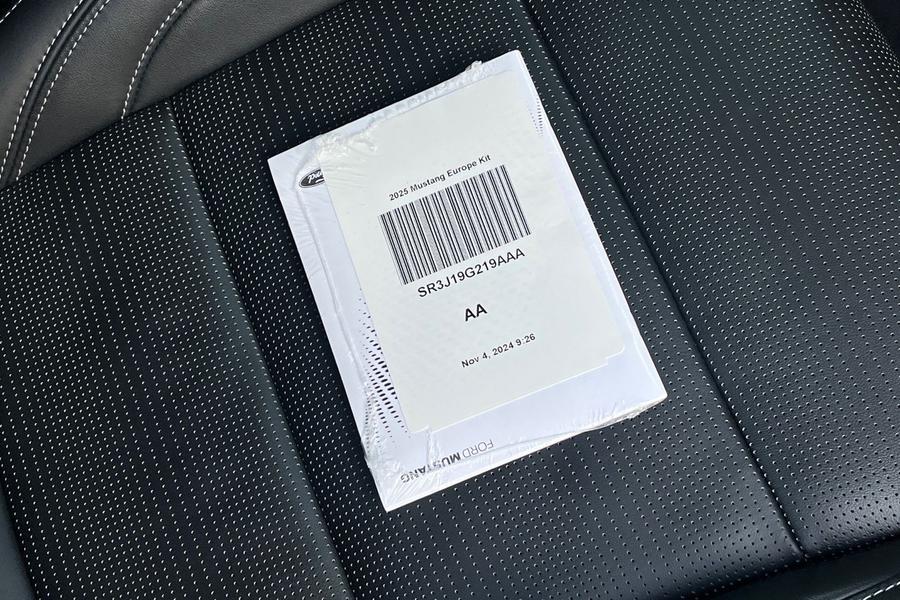 Ford MUSTANG Photo autoimg-463ff6fa4f37345d5a66a35af112f759262032ea.jpg