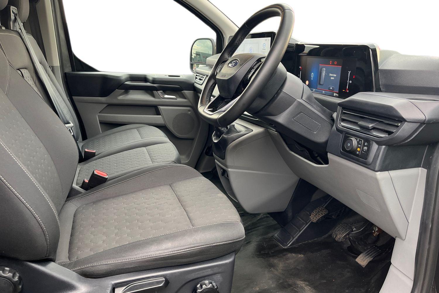 Ford TRANSIT CUSTOM Photo 13