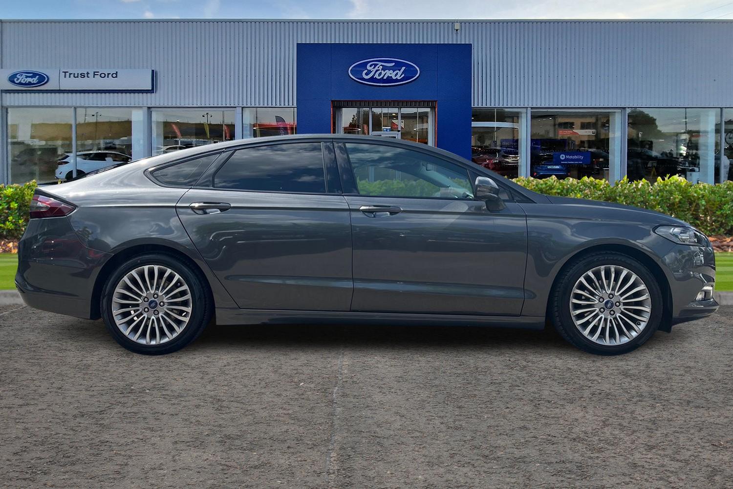 Ford MONDEO Photo 2