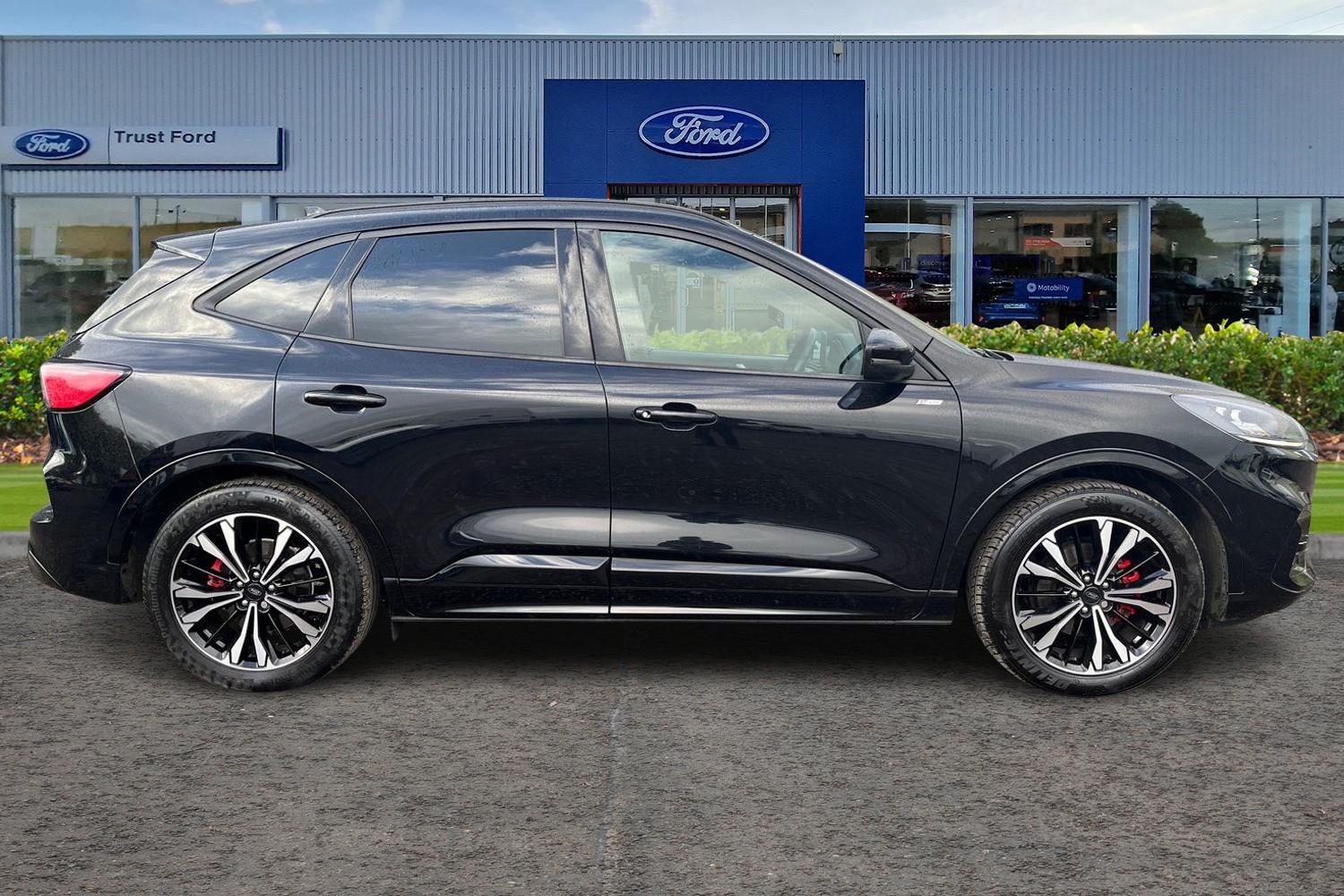 Ford KUGA Photo 2
