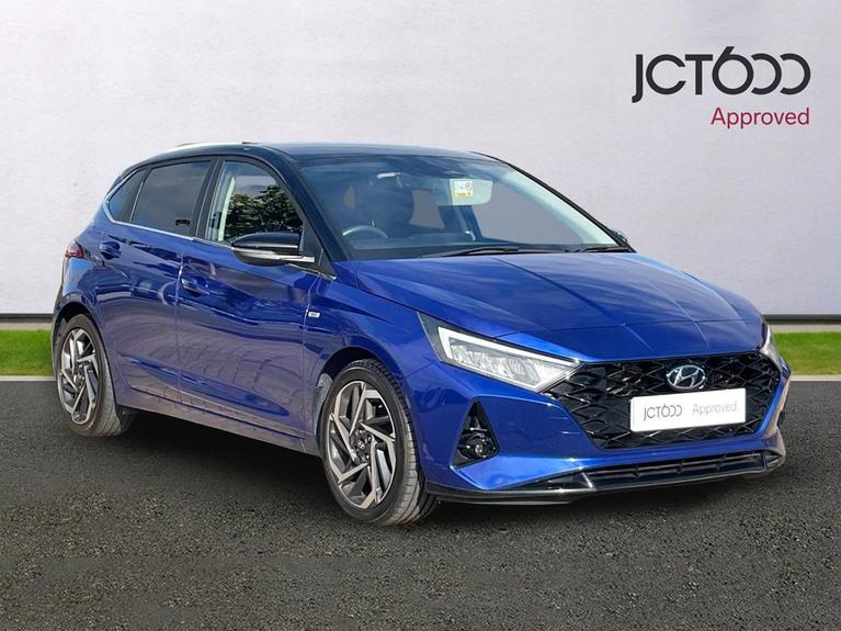 Used 2023 HYUNDAI i20 1.0 T-GDi MHEV Ultimate Hatchback 5dr Petrol Hybrid Manual Euro 6 (s/s) (100 ps) Blue at JCT600