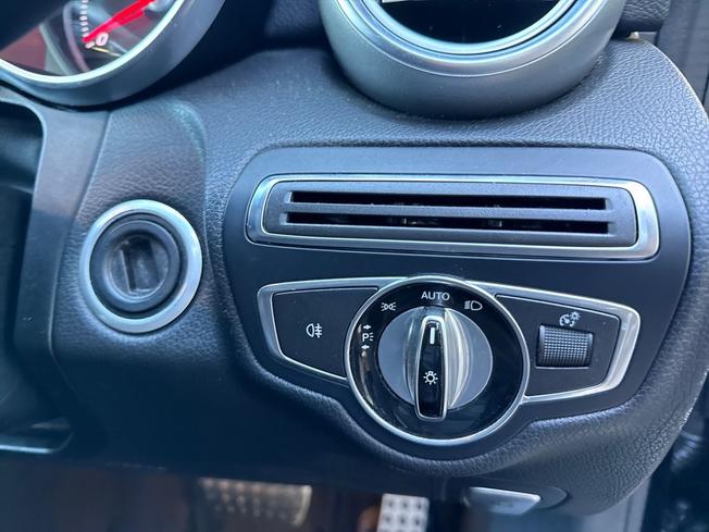 MERCEDES-BENZ C Class Photo 26