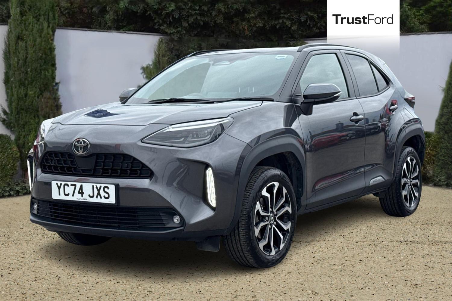 Toyota YARIS CROSS Photo 4