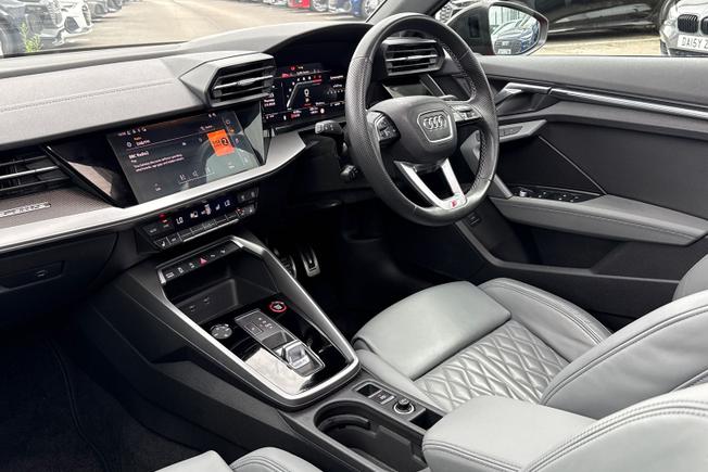 AUDI S3 Photo 29