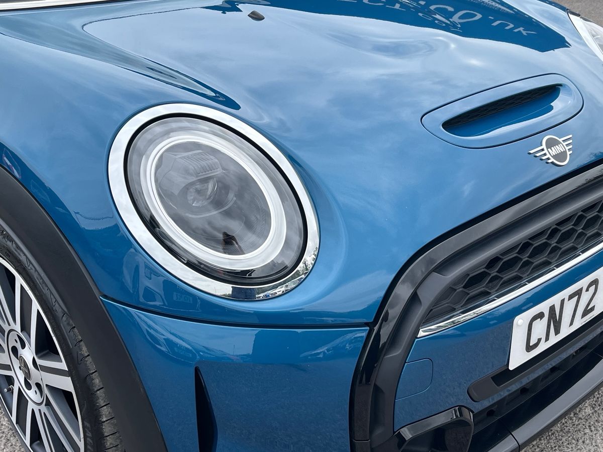 MINI Hatch Photo 16