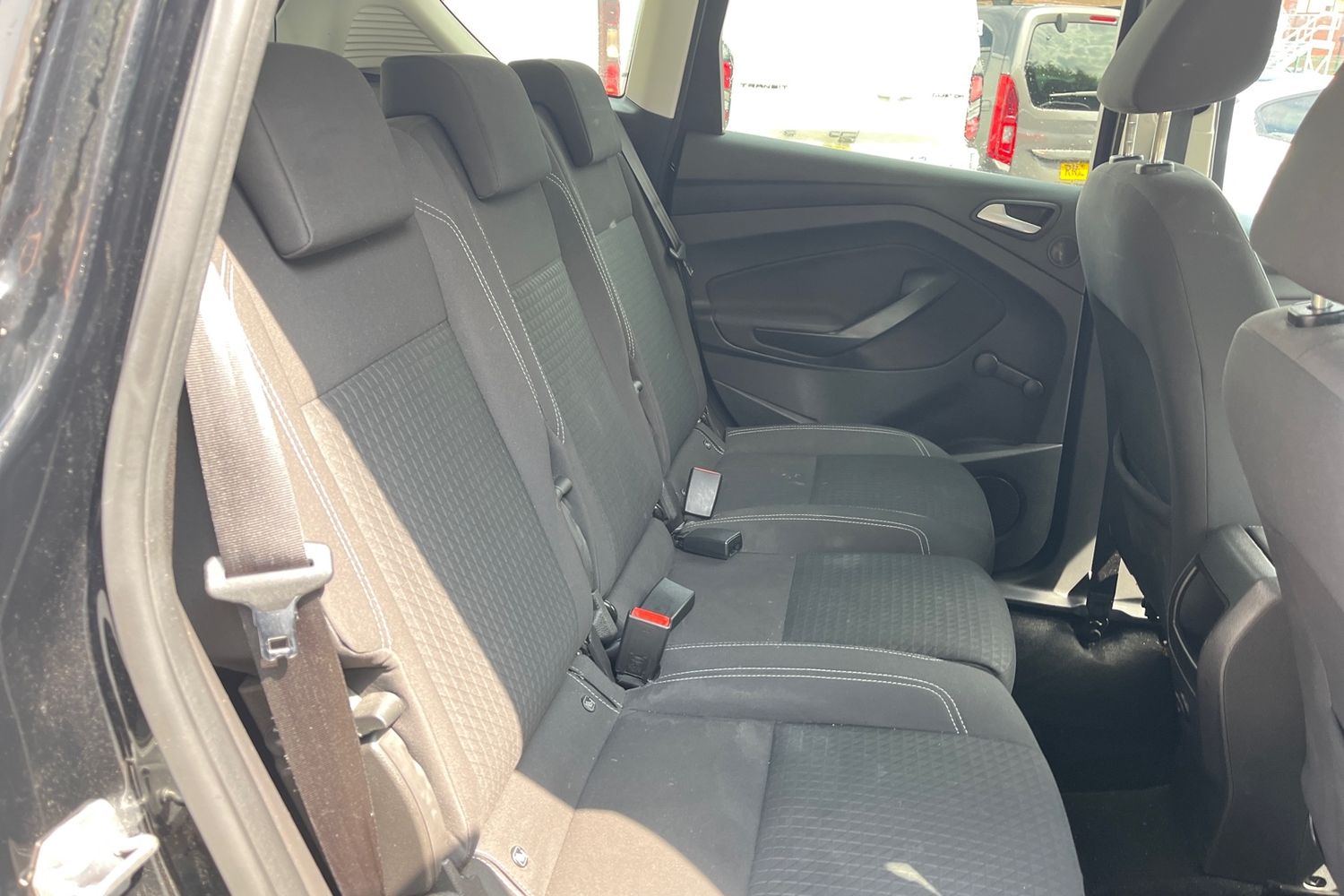 Ford C-MAX Photo 19