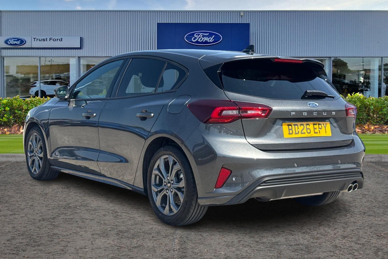 Ford FOCUS Photo 1