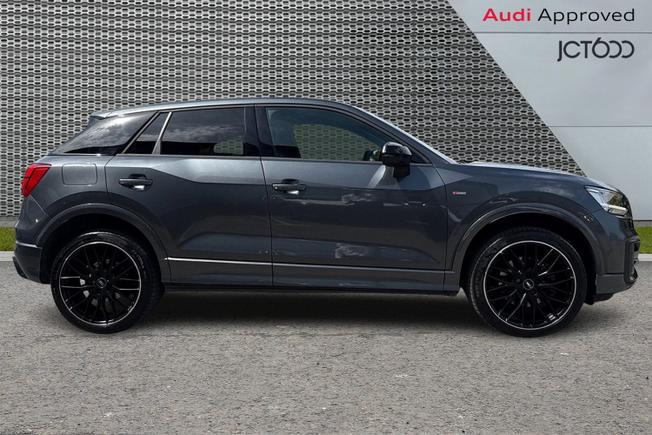 AUDI Q2 Photo 4