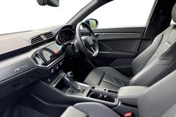 Audi Q3 Photo 2