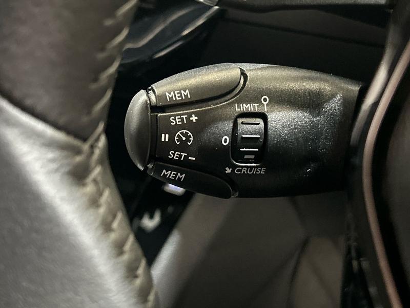 2025 25 PEUGEOT 2008