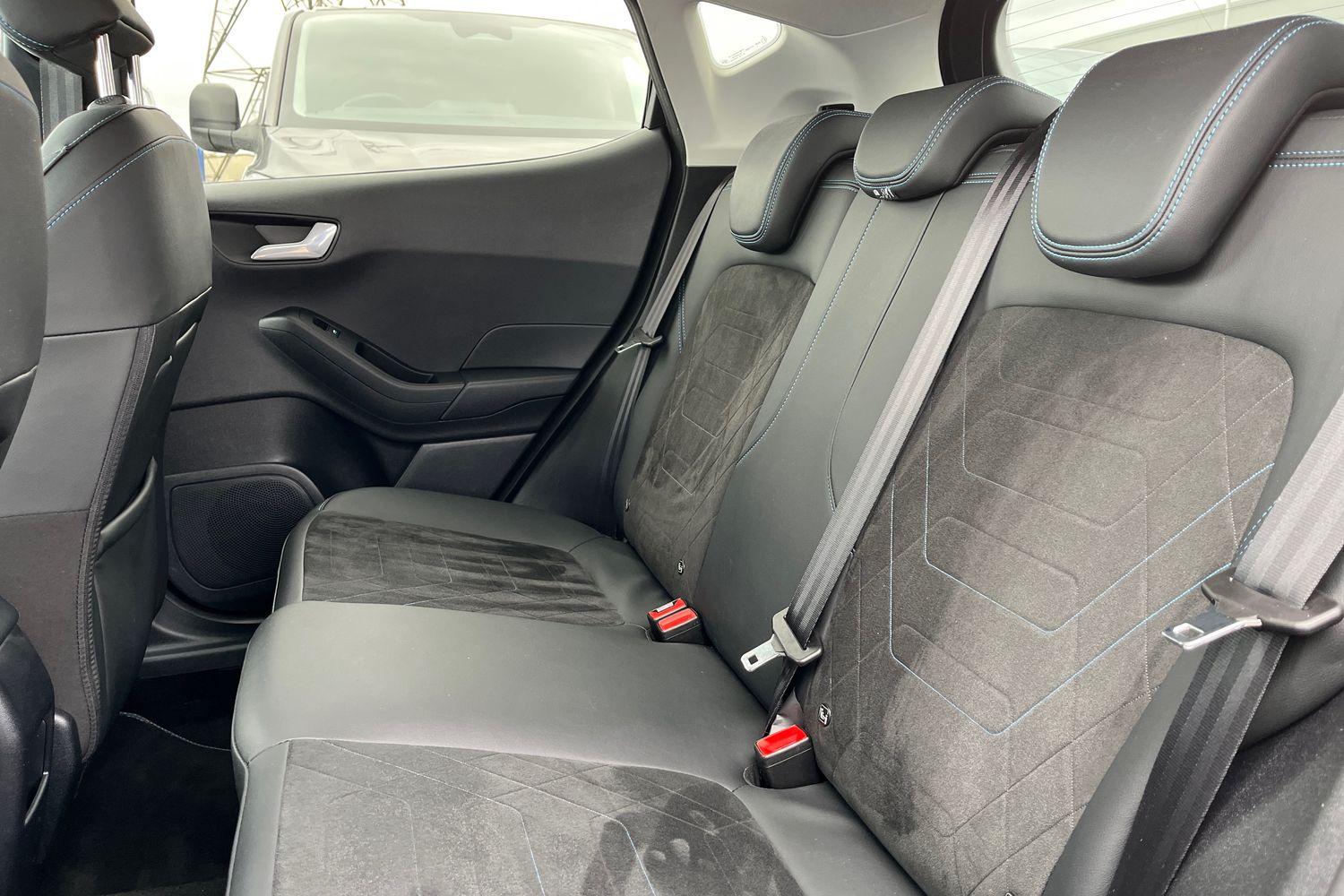 Ford Fiesta Photo 19