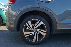 Volkswagen T-Roc Photo 5