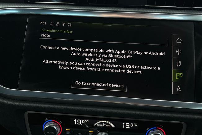 AUDI Q3 Photo 25