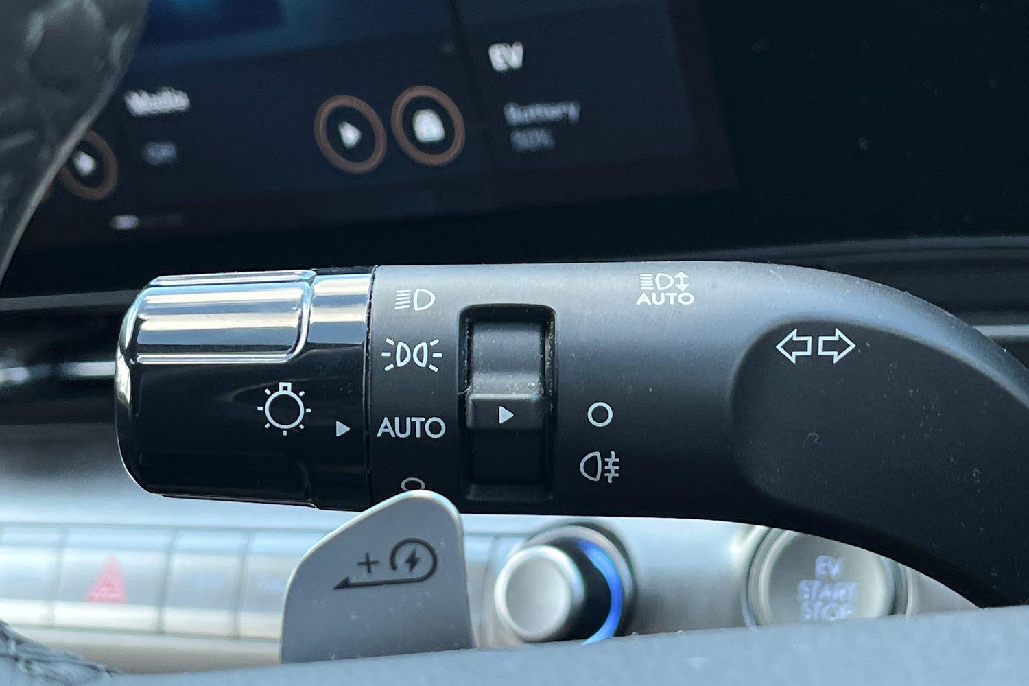 Hyundai Kona Photo 13