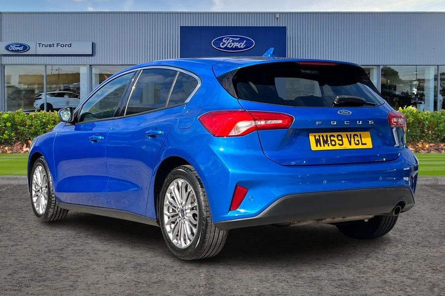Ford FOCUS Photo autoimg-46842e55ed1a1034e2e3e8541e2f59c3deee4a17.jpg
