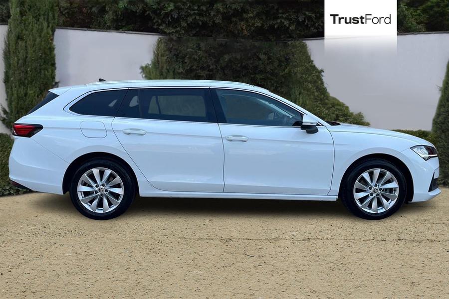 Skoda SUPERB Photo autoimg-4684fb8b5f938d91c2b75d20871954c288165cce.jpg