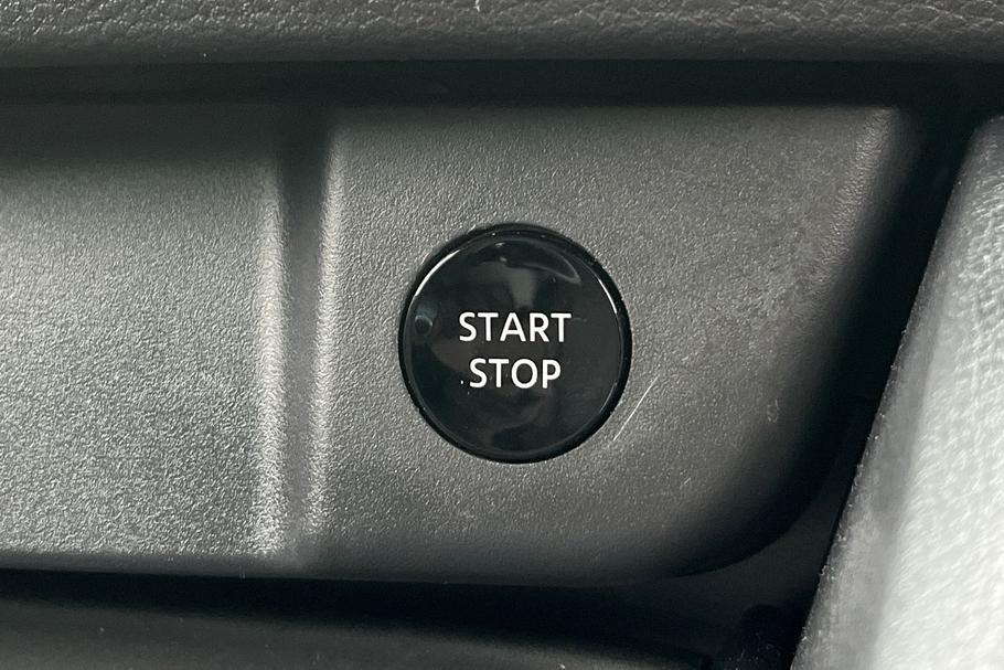 Used Nissan Qashqai YO25LHL 35