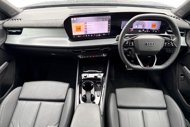 AUDI Q3 Photo 10
