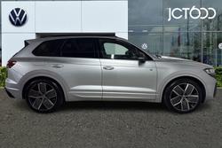 VOLKSWAGEN Touareg Photo 4