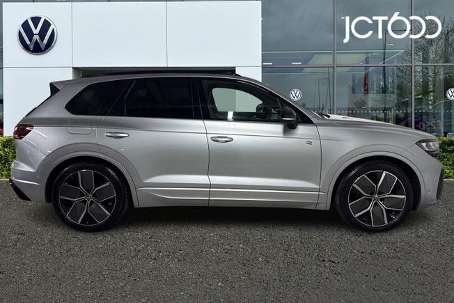 VOLKSWAGEN Touareg Photo 4