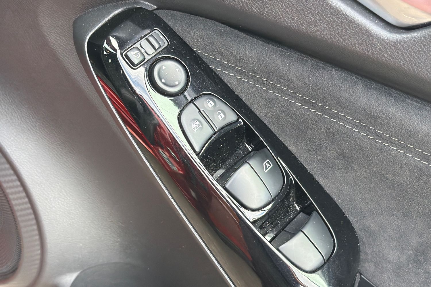 Nissan JUKE Photo 15