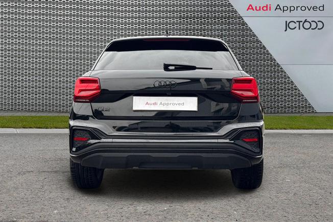 AUDI Q2 Photo 7