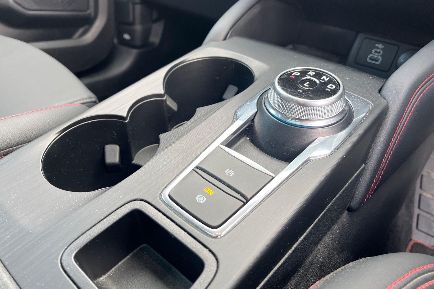 Ford KUGA Photo 37