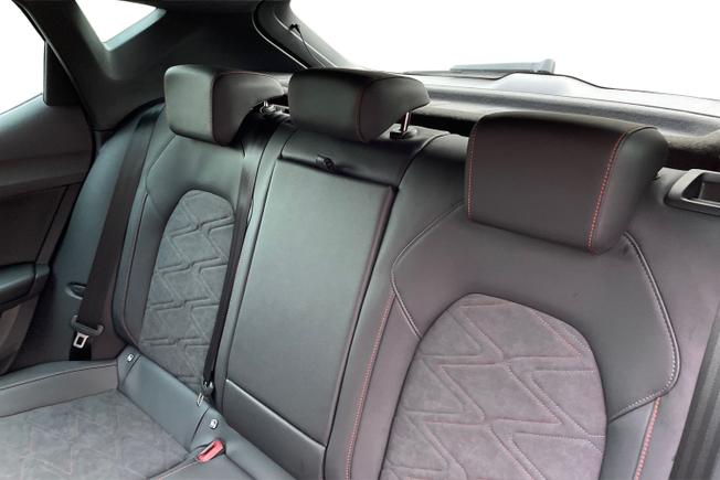 SEAT Leon Photo 9