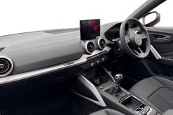 AUDI Q2 Photo 2