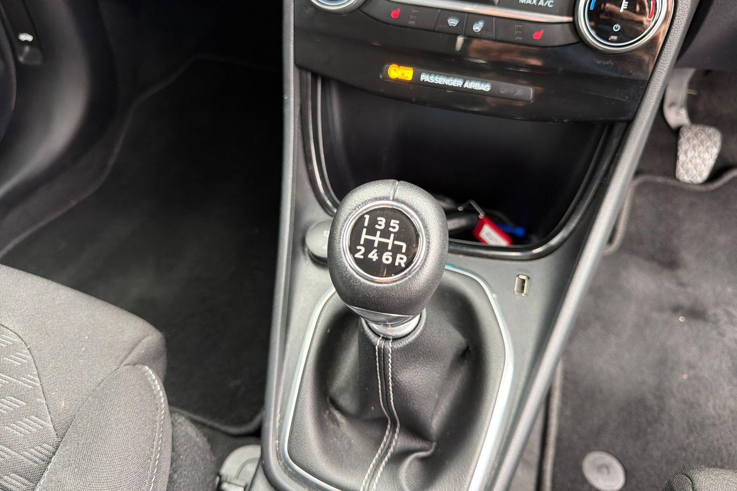 Ford Puma Photo 24