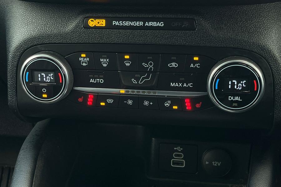 Ford Kuga Photo autoimg-469d87681aa3fd960e8176d930a3c6b3a7e33af1.jpg