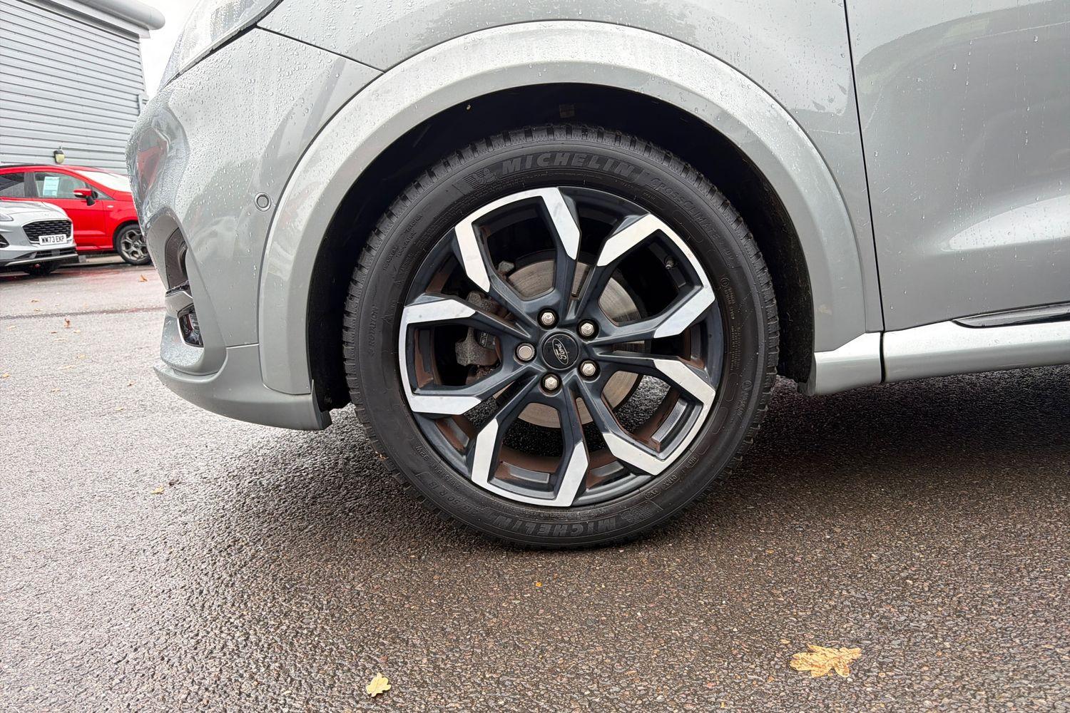 Ford PUMA Photo 7