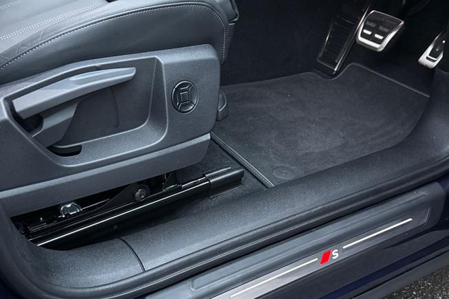 AUDI Q5 SUV Photo 31