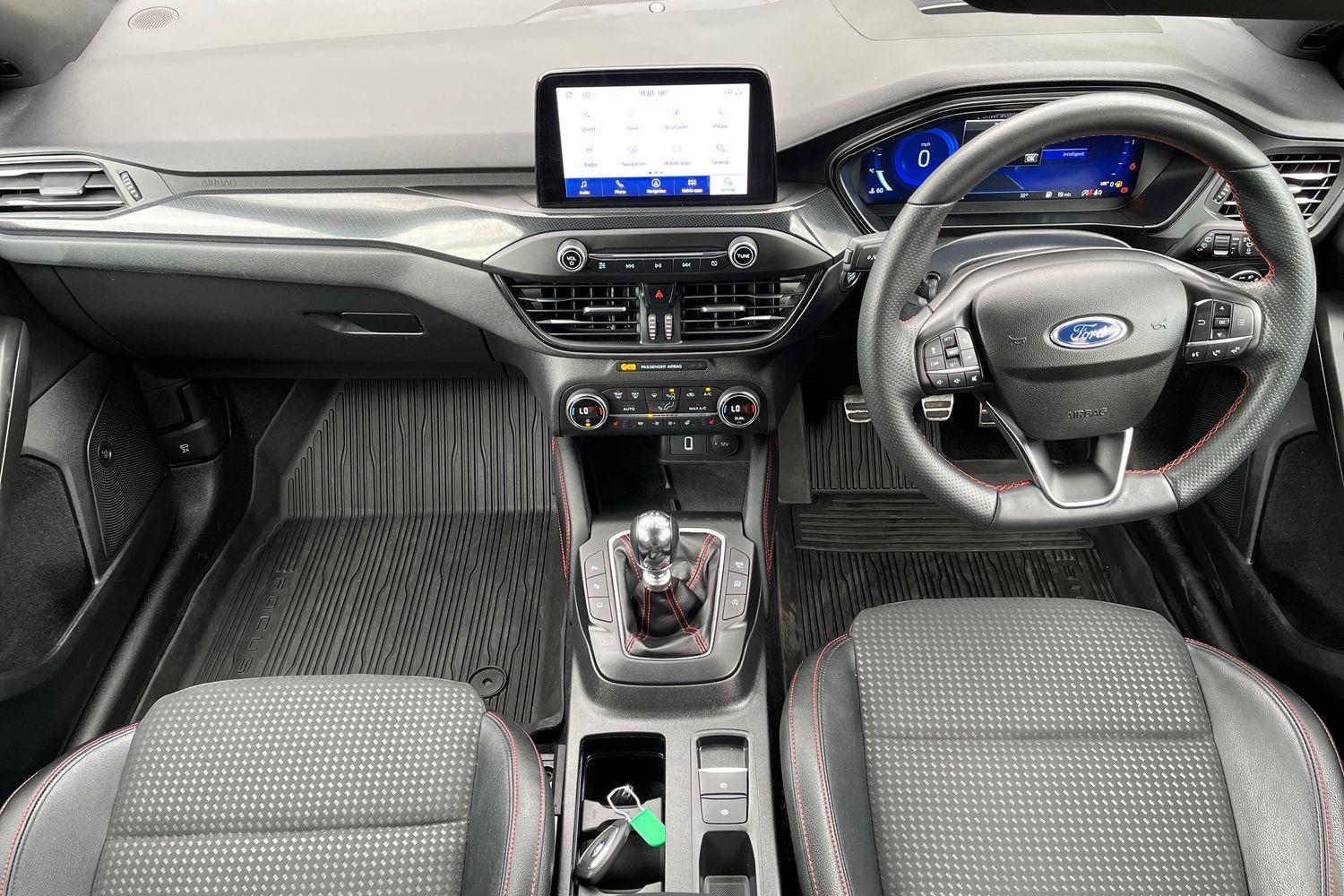 Ford Focus Photo 9