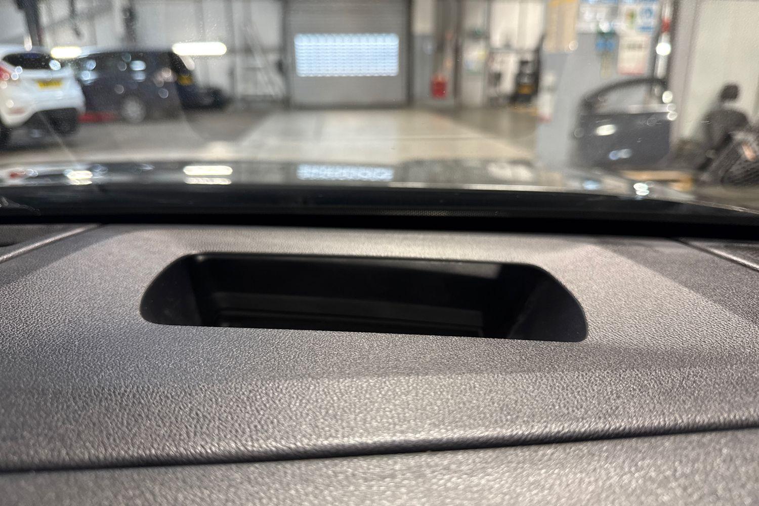 Ford Explorer Photo 30